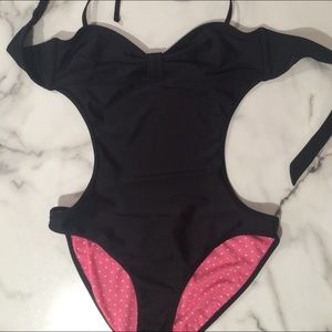 AE Monokini